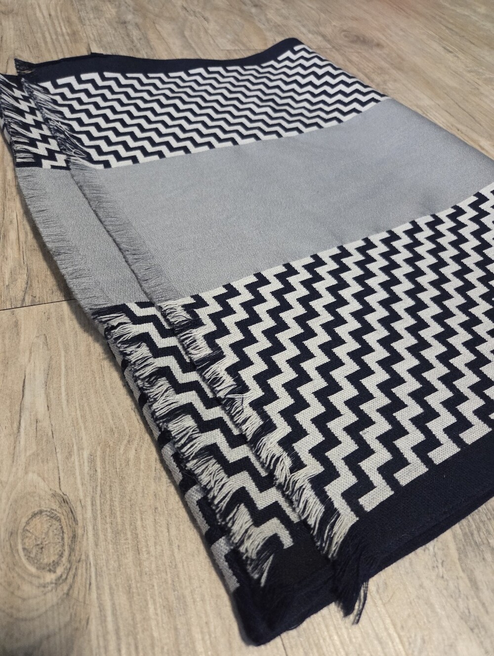 Vintsge Giorgio Armani Geometric Knit Llama Wool & Silk Scarf